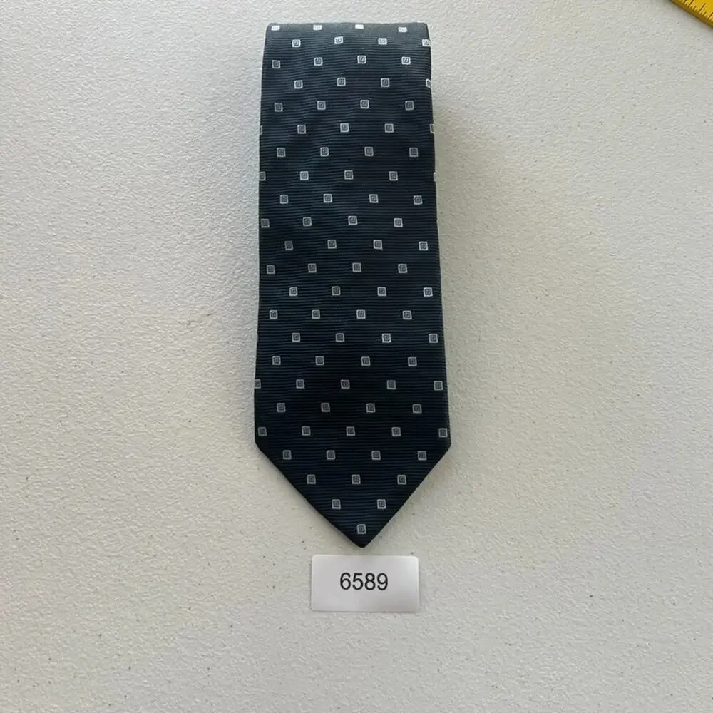 BROOKS BROTHERS Basics Men's 100% Silk Necktie USA Designer Squares Blue